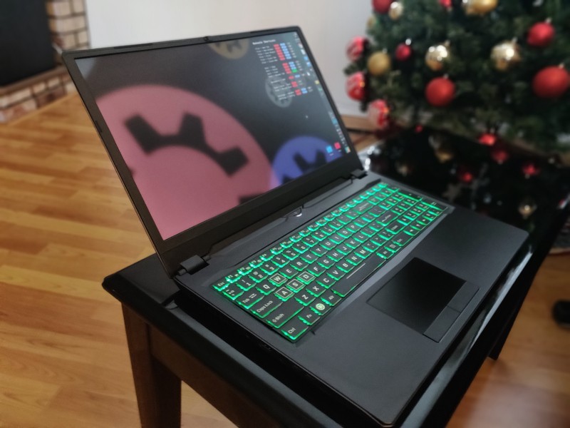 linux laptop kubuntu focus